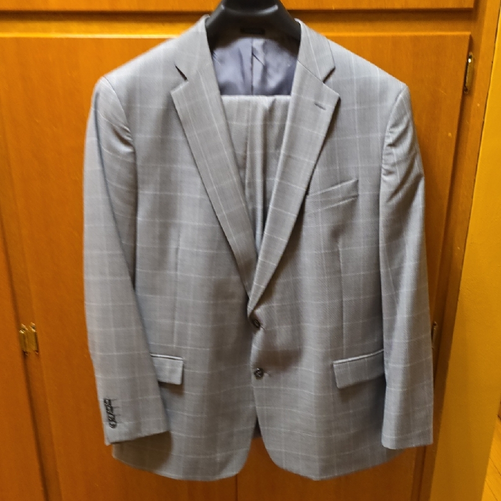 Classic Gray Plaid Men's Blazer